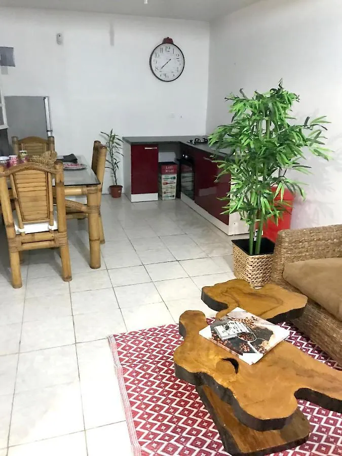 Maison Cosy A Le Robert Avec Vue Imprenable Sur La Montagne マルティニーク